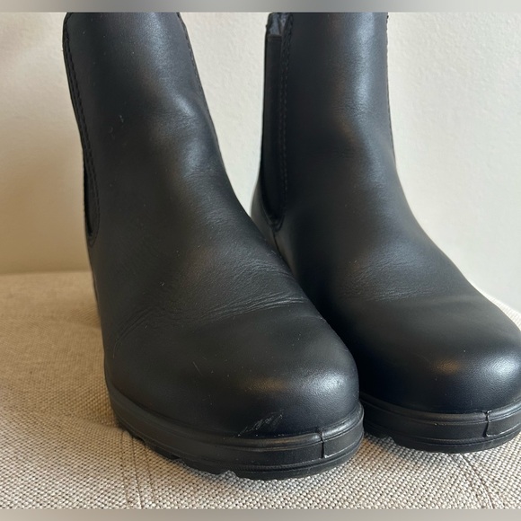 Blundstone Women’s Black Water Proof Elastic Sided Boots - Size 4.5 AUS With Box - Picture 9 of 16